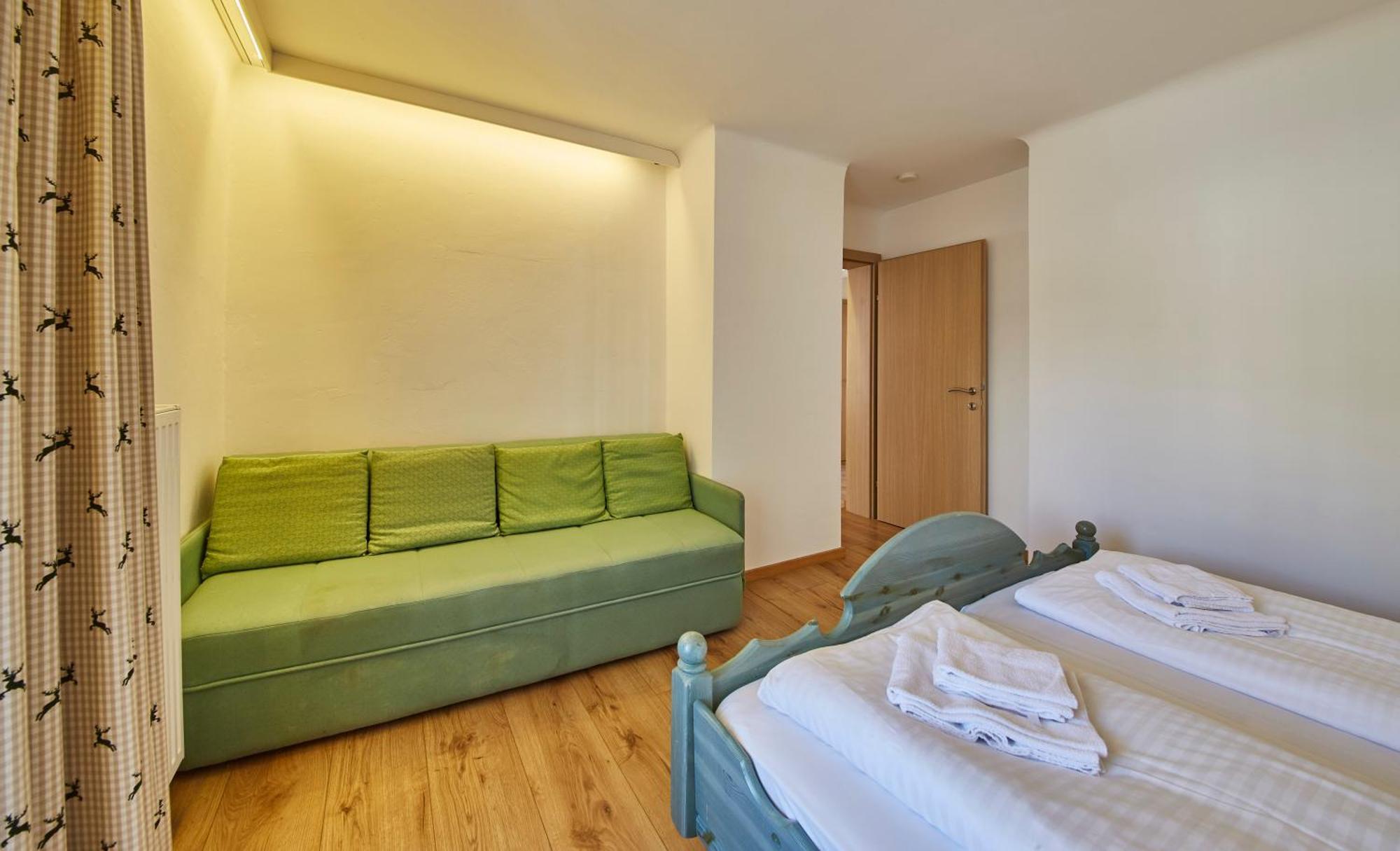 Apartment Townhouse *