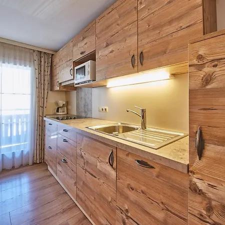 Townhouse Appartements Saalbach-Hinterglemm Exterior photo